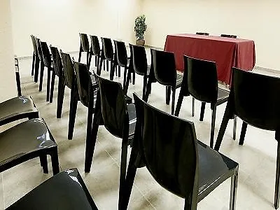 Ciutat De Sant Adria סנט אדריה דה בסוס