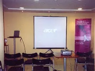 Ciutat De Sant Adria 2* סנט אדריה דה בסוס