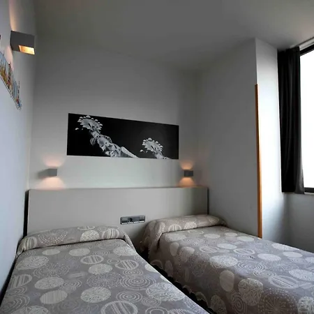 Hotel Ciutat De Sant Adria
