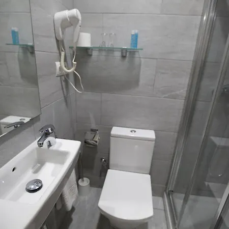 מלון Ciutat De Sant Adria