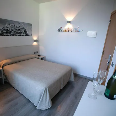 Ciutat De Sant Adria Hotel