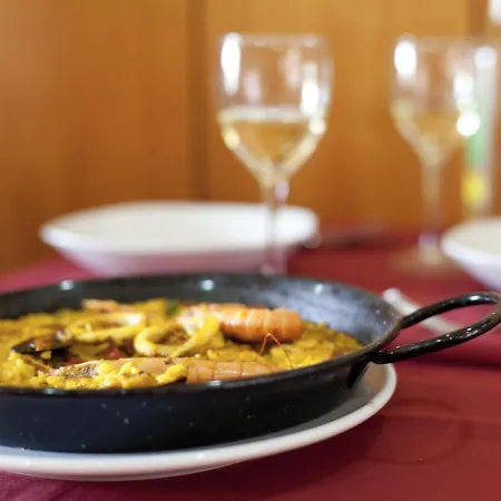 Hotel Ciutat De Sant Adria 2*