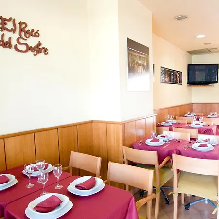 Hotel Ciutat De Sant Adria 2*