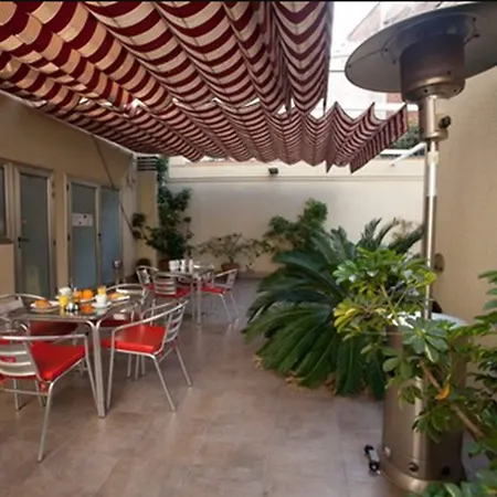 Hotel Ciutat De Sant Adria