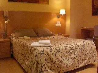 Ciutat De Sant Adria Hotel 2*