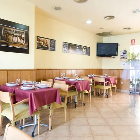 Ciutat De Sant Adria Hotel 2*