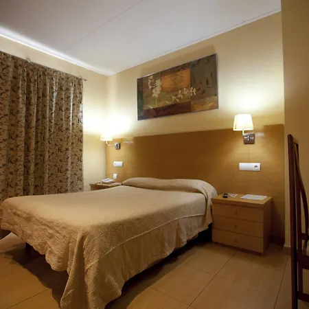 Ciutat De Sant Adria Hotel 2*