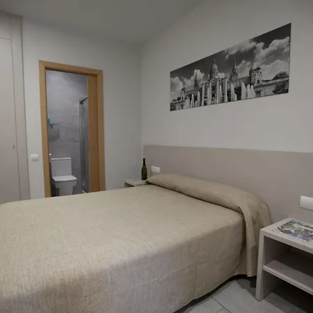 Ciutat De Sant Adria Ξενοδοχείο 2*